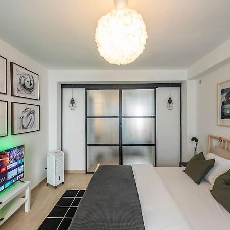 Superb 3 Bedroom & 3 Bathroom Duplex In Brussels City Centre 외부 사진