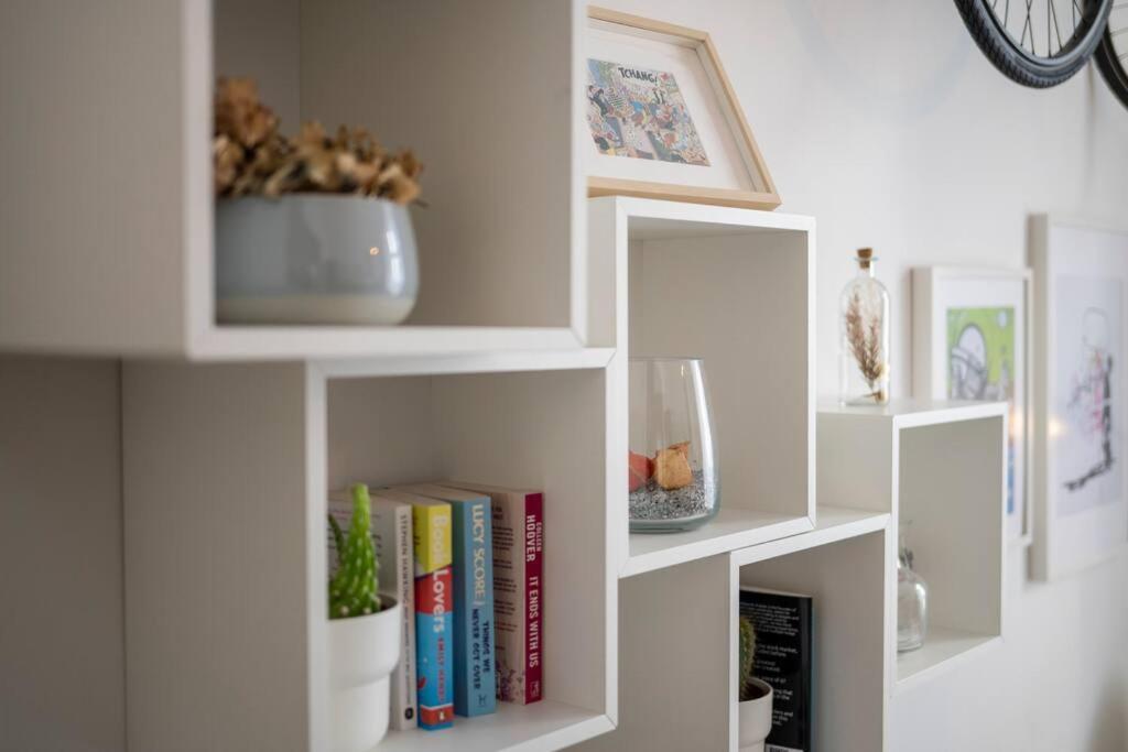 Superb 3 Bedroom & 3 Bathroom Duplex In Brussels City Centre 외부 사진