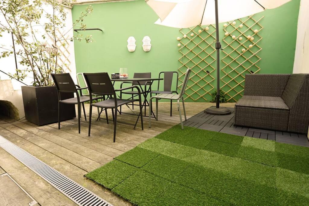 Superb 3 Bedroom & 3 Bathroom Duplex In Brussels City Centre 외부 사진
