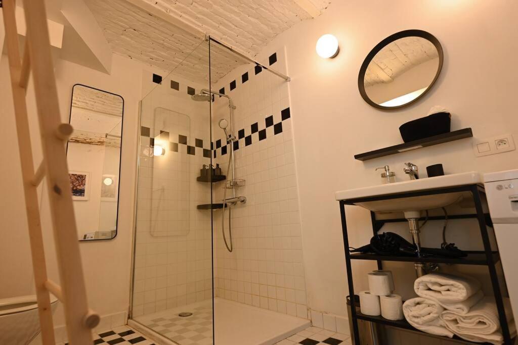 Superb 3 Bedroom & 3 Bathroom Duplex In Brussels City Centre 외부 사진