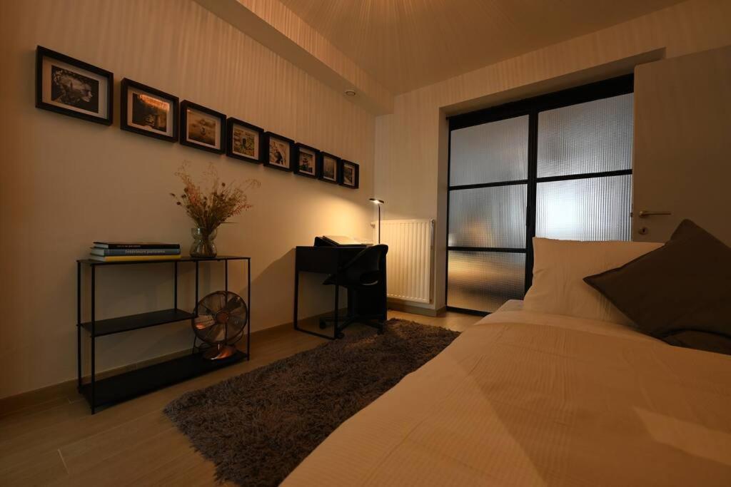 Superb 3 Bedroom & 3 Bathroom Duplex In Brussels City Centre 외부 사진