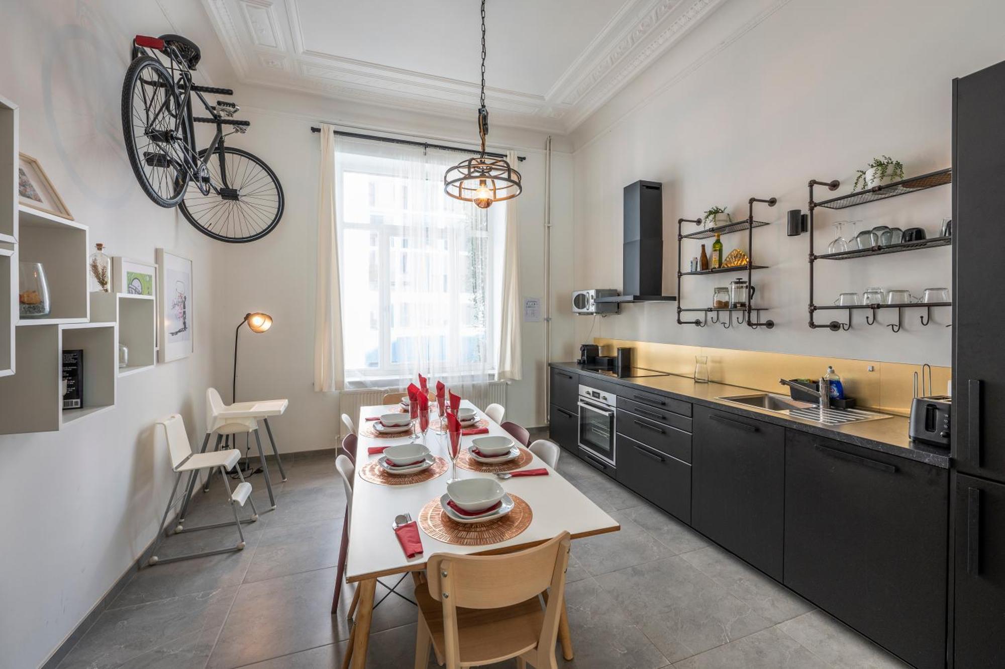 Superb 3 Bedroom & 3 Bathroom Duplex In Brussels City Centre 외부 사진